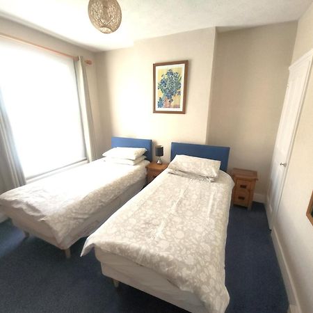 Comfortable Victorian 3 Bedroom Semi-Detached House With Fast Wi-Fi Sittingbourne Zewnętrze zdjęcie