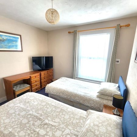 Comfortable Victorian 3 Bedroom Semi-Detached House With Fast Wi-Fi Sittingbourne Zewnętrze zdjęcie