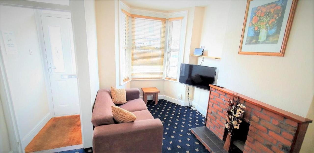 Comfortable Victorian 3 Bedroom Semi-Detached House With Fast Wi-Fi Sittingbourne Zewnętrze zdjęcie