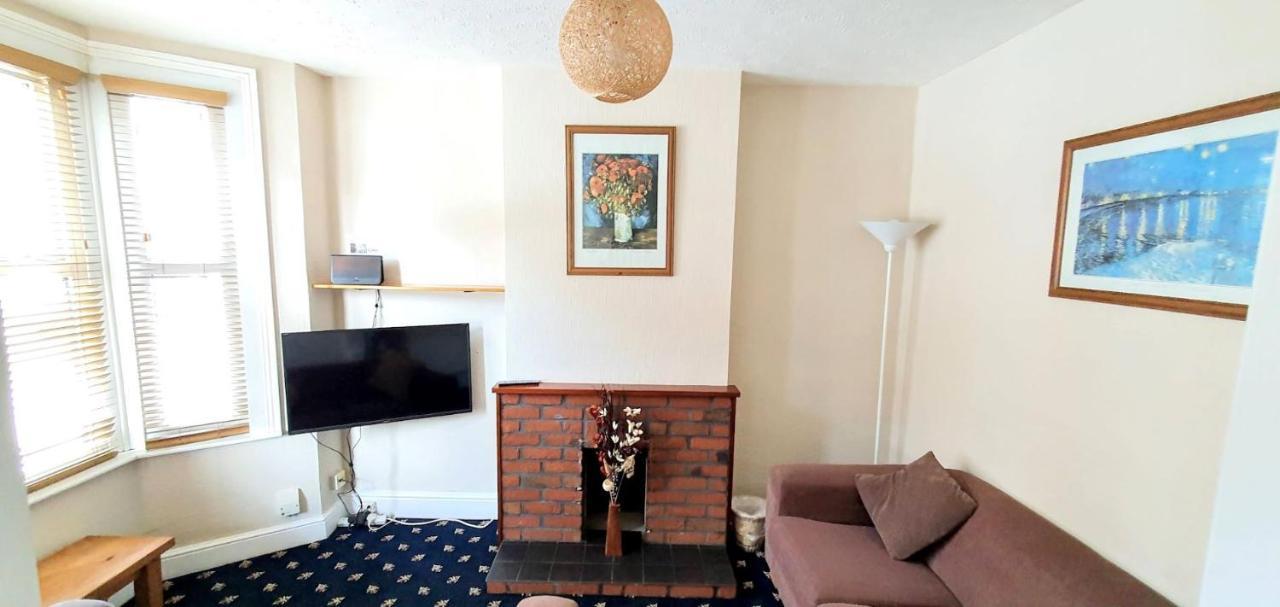 Comfortable Victorian 3 Bedroom Semi-Detached House With Fast Wi-Fi Sittingbourne Zewnętrze zdjęcie