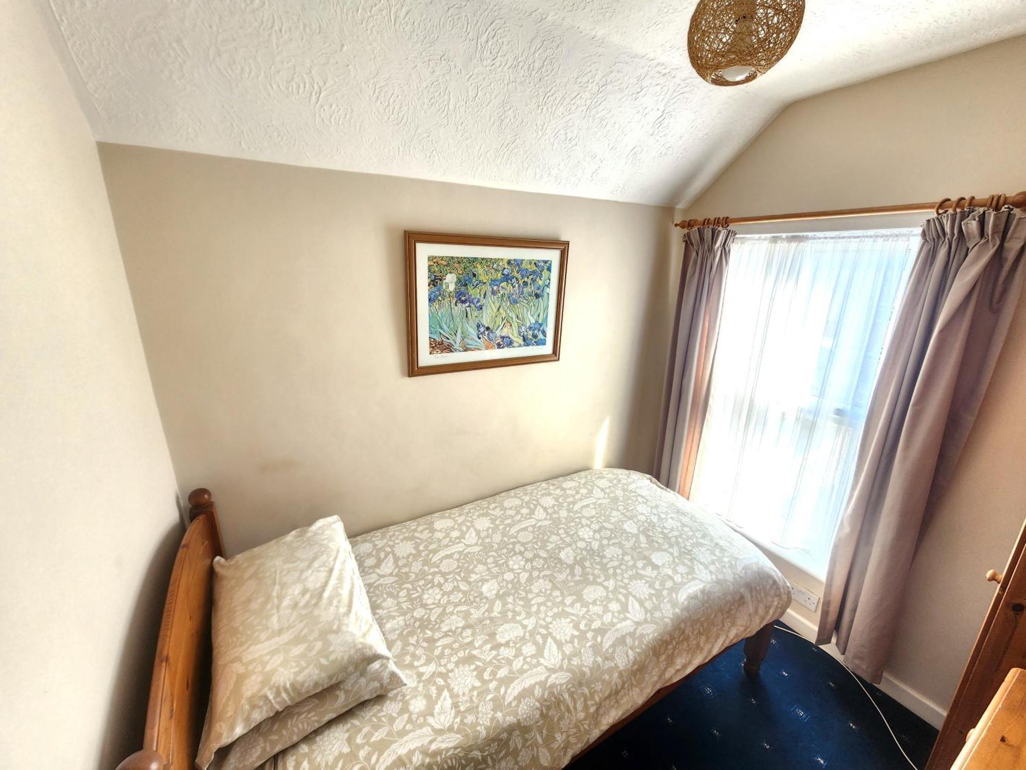 Comfortable Victorian 3 Bedroom Semi-Detached House With Fast Wi-Fi Sittingbourne Zewnętrze zdjęcie